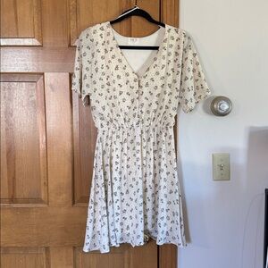 Sienna Sky Elegant White and Black Dress